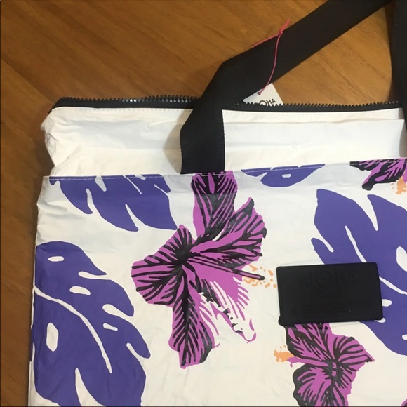 Aloha Collection Day Tripper - Picture 4 of 6